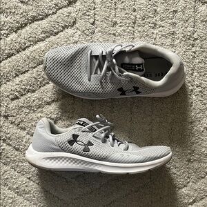 Under Armour Men's Charged Pursuit 3 Running Shoe Gray and Black